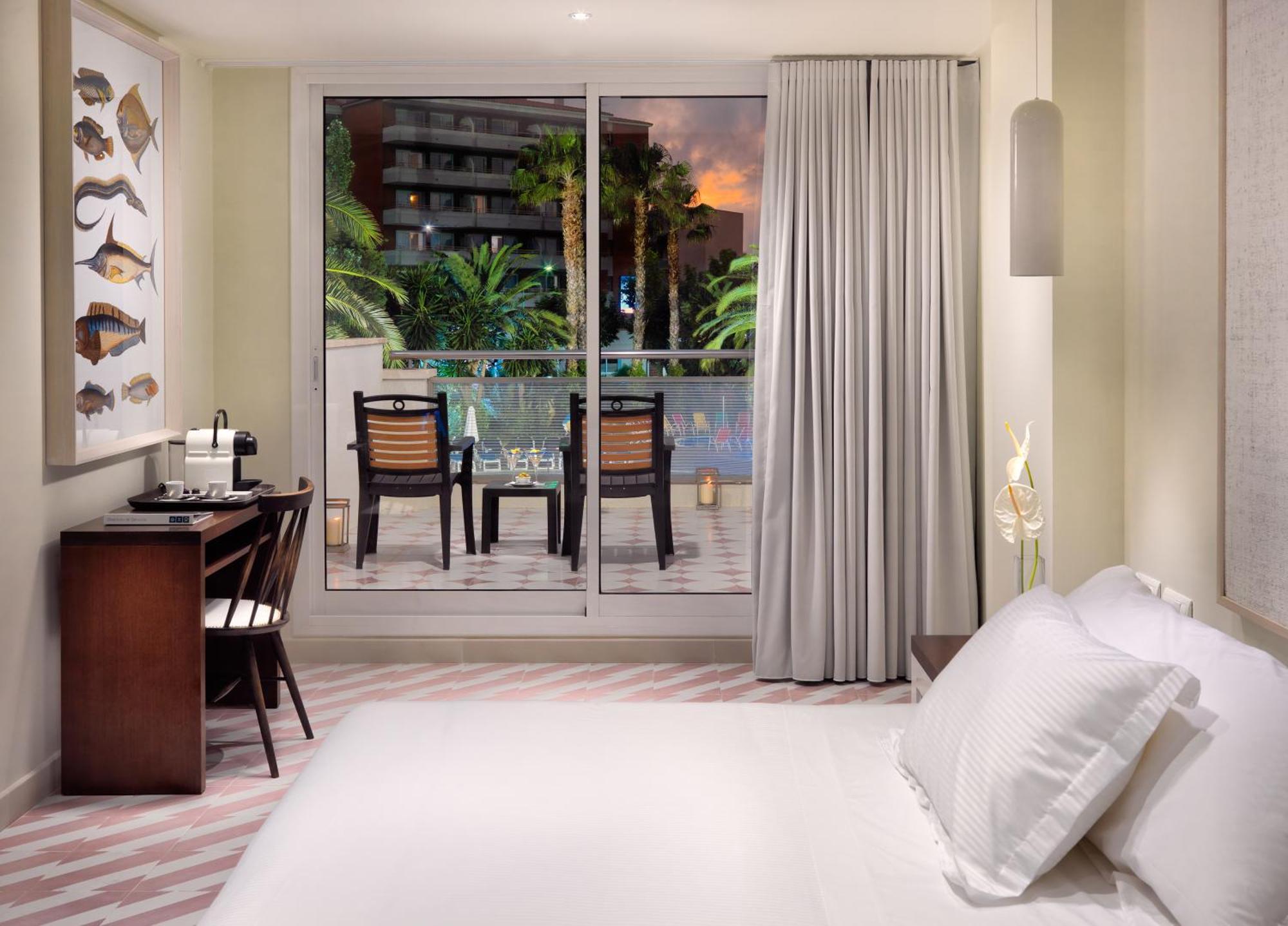 Deluxe Double or Twin Room 1 or 2 beds,1272899341:JPEG